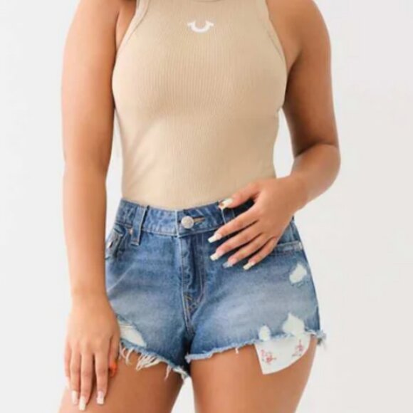 True Religion Mid Rise Booty Shorts SZ SMALL - BNWT - Picture 2 of 8